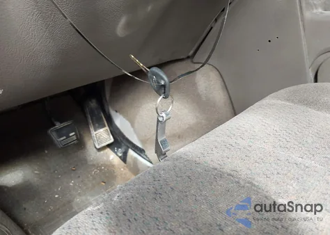 2004 Chevrolet Astro from USA, damaged, VIN 1GNDM19X04B127117